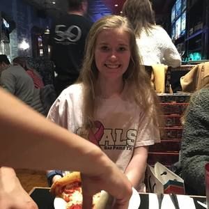 Meet your Posher, Courtney